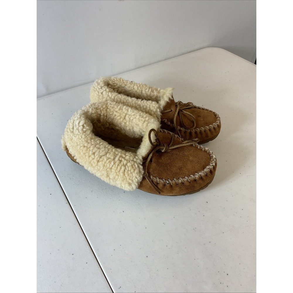 L.L.Bean Wicked Good Camp Moccasins Women's Size 6M Brown Slippers Cozy Cabin